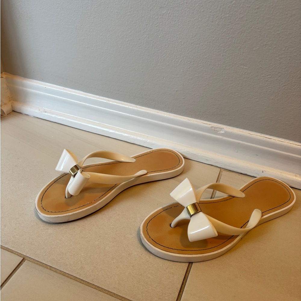 Elegant White Bow Sandals